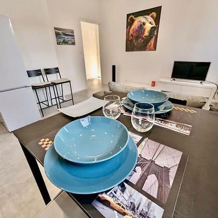 Excellent T2 - Moderne & Tout Equipe Avec Parking Grenoble Exteriör bild
